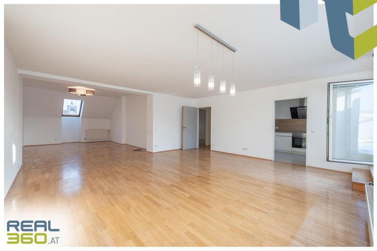 Gesamter Wohn- Essbereich