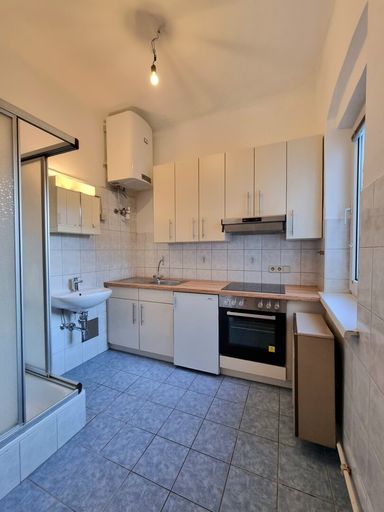 Tageslichtküche mit Dusche