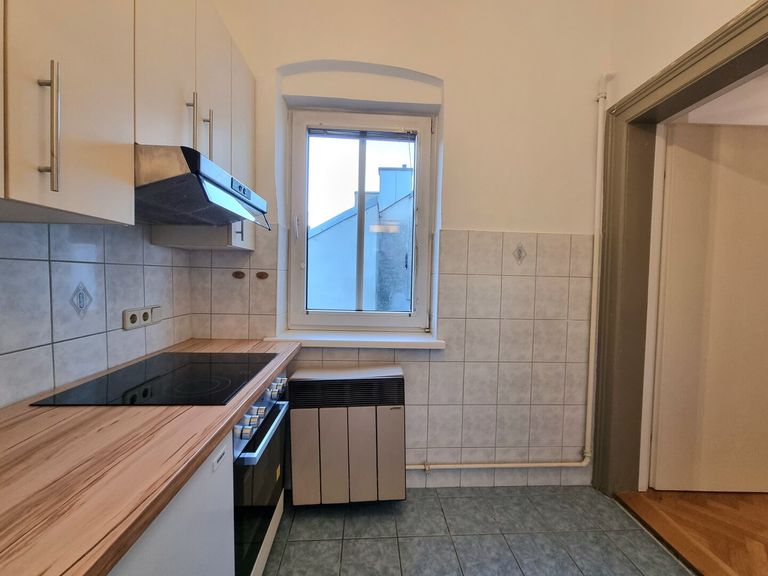 Tageslichtküche mit Dusche