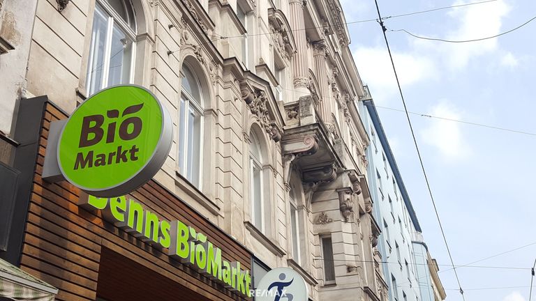 Auf der Alser Straße