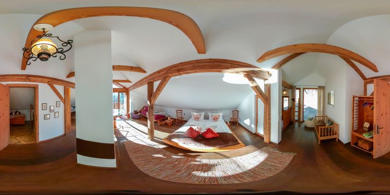 Innenansicht mit Schlafbereich DG Herndl 23