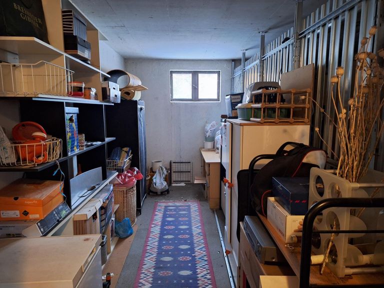 Großes Kellerabteil