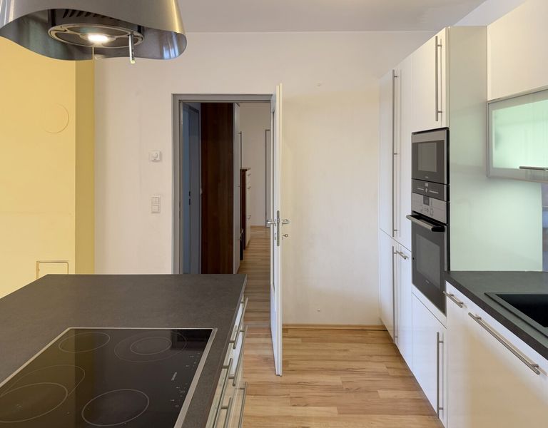 Blick aus der Küche