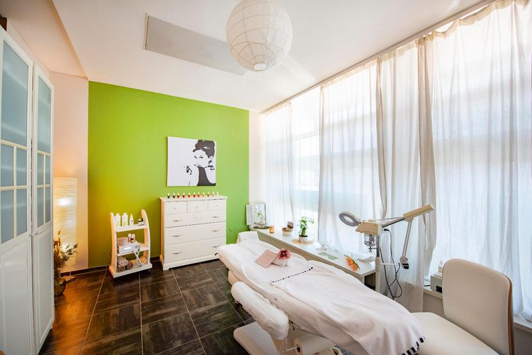 Behandlungsraum/Büro