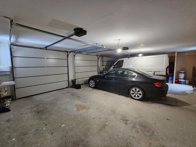 Garage für 3 Autos