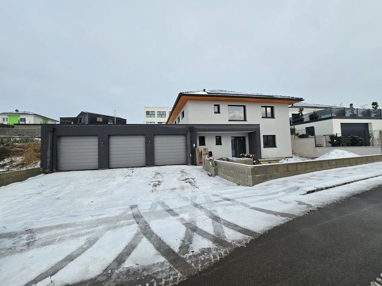 Straßenansicht Haus