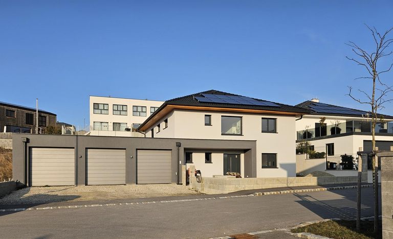 Straßenansicht Haus