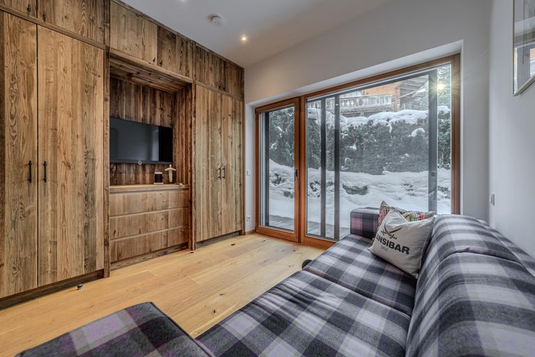 2. Schlafzimmer/Büro/Gästezimmer