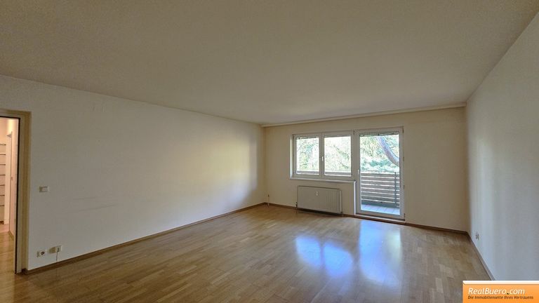 Wohnesszimmer mit Küche