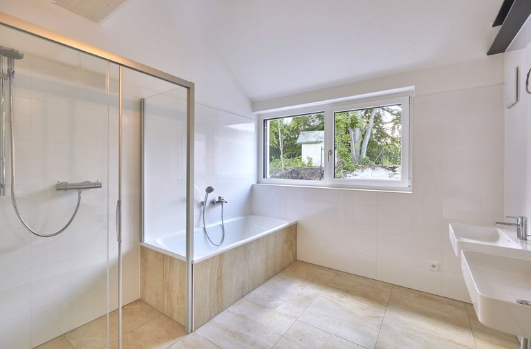 Badezimmer Untergeschoss