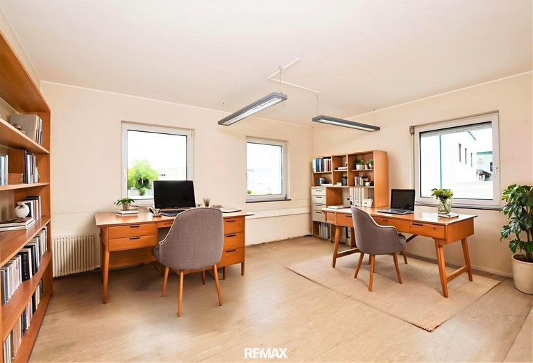 Zimmer (virtuell eingerichtet) 