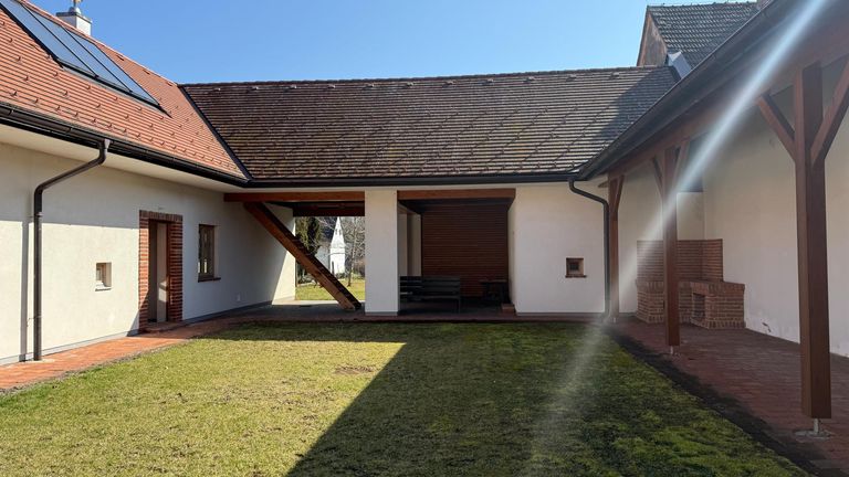 uneinsichtiger Innenhof