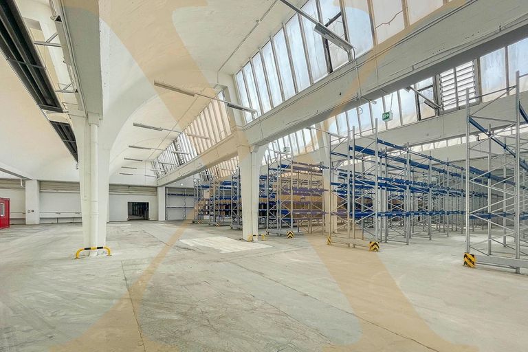 Innenansicht Lagerhalle I