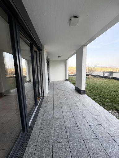 Garten mit Terasse