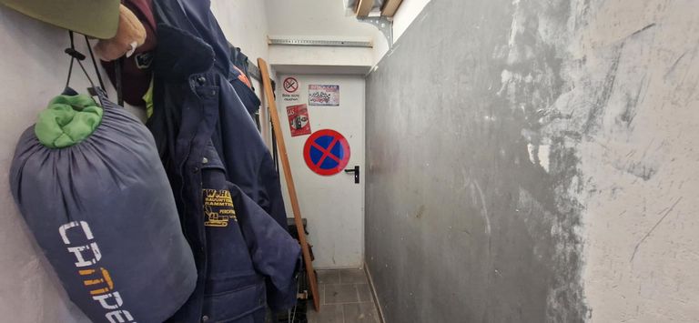 Durchgang in die Garage