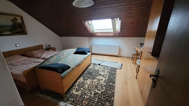 Haupthaus - OG - Schlafzimmer