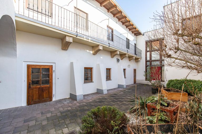 2 Aussenansicht Innenhof