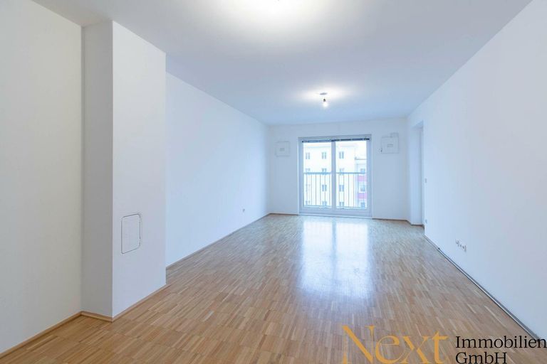 Wohnbereich mit Loggiazugang