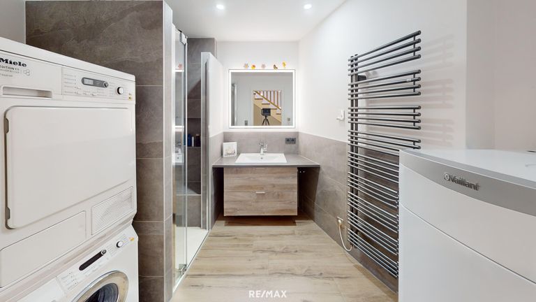 Exklusives Badezimmer 2