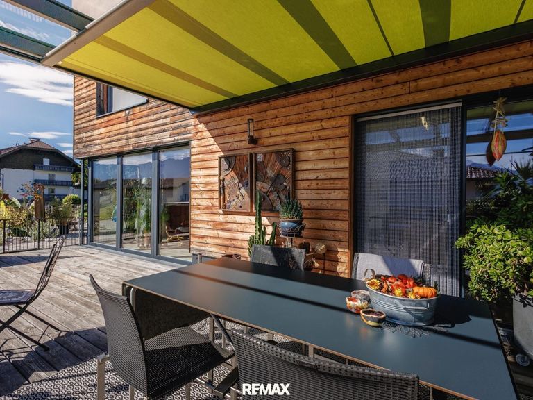 Terrasse überdacht