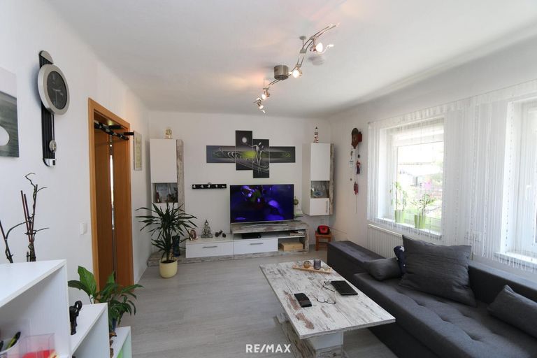 Wohnzimmer Wohnung 2 OG