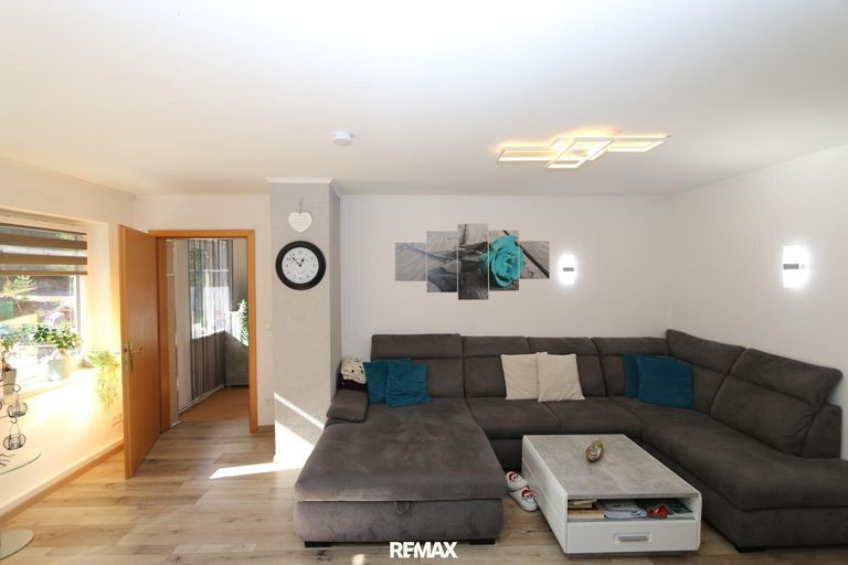 Wohnzimmer Wohnung 1 OG