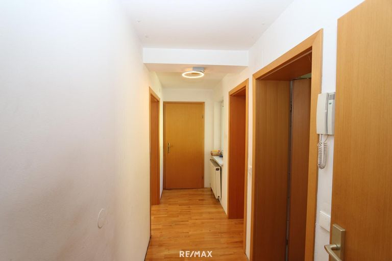 Vorraum Wohnung 1 OG