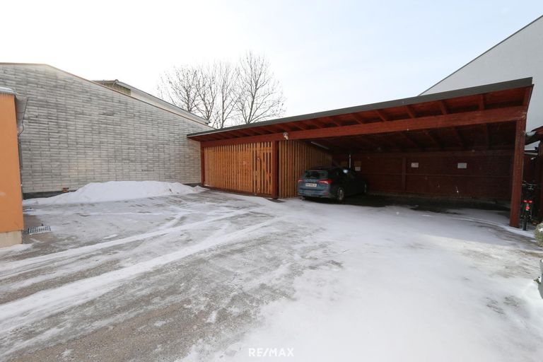 Innenhof, Parkplätze