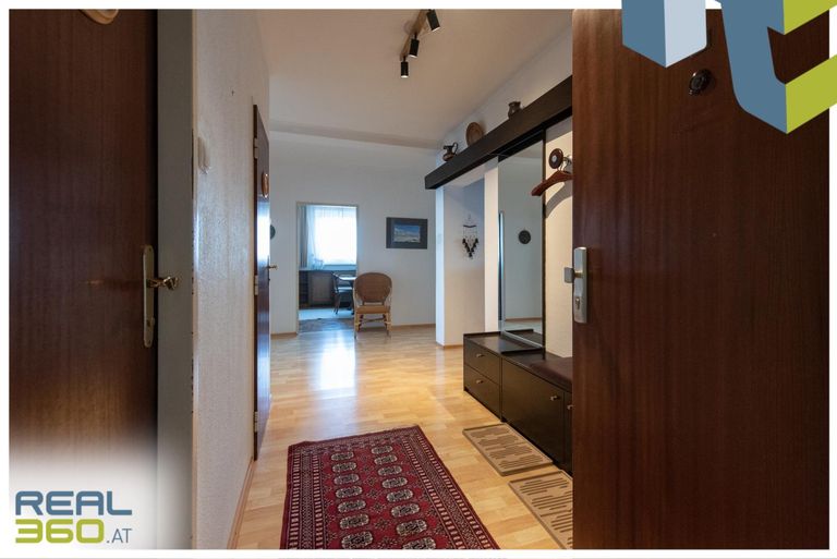 Garderobe Eingangsbereich