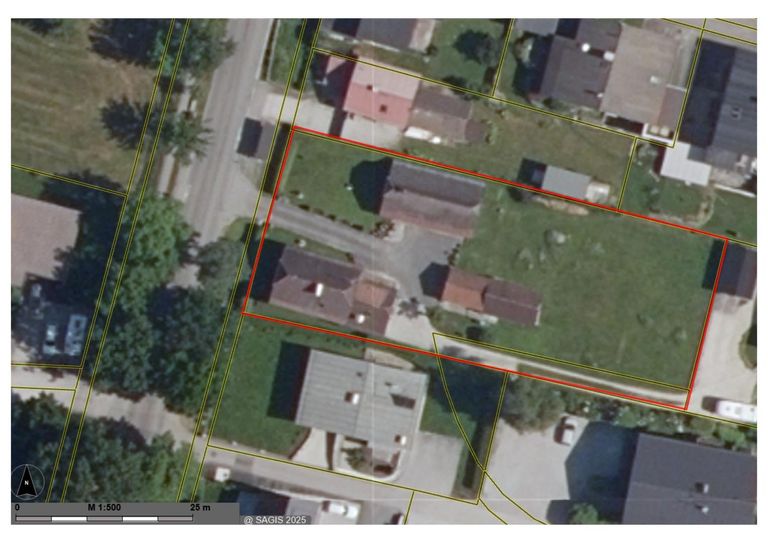 Grundstück mit Altbeständen, Vogelperspektive