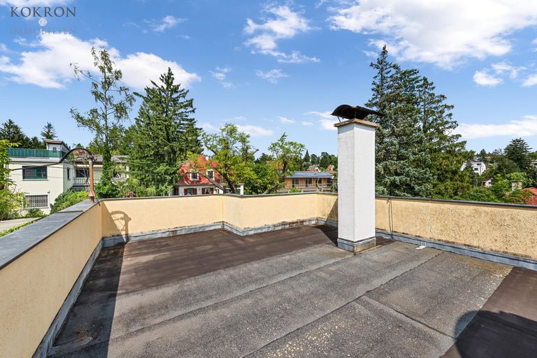 Terrasse in oberer Etage