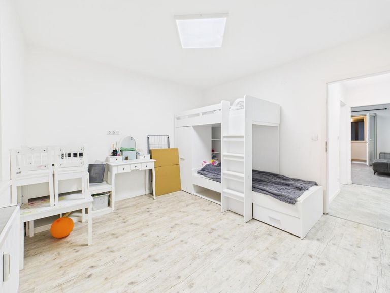 Schlafzimmer 2