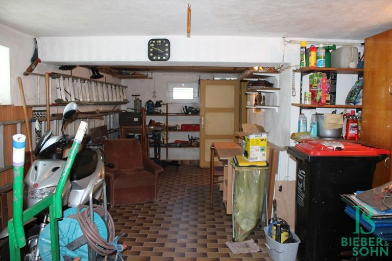 Abstellraum (ehemalige Garage)