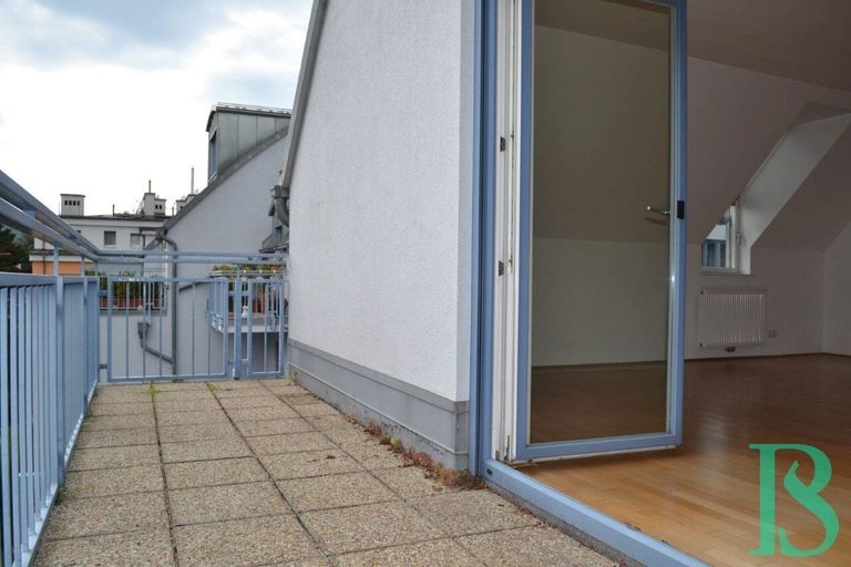 Terrasse/Blick Wohnraum