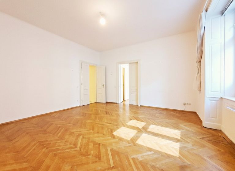 großes Wohnzimmer ca. 31 m²