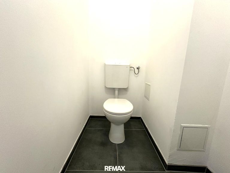 03_WC