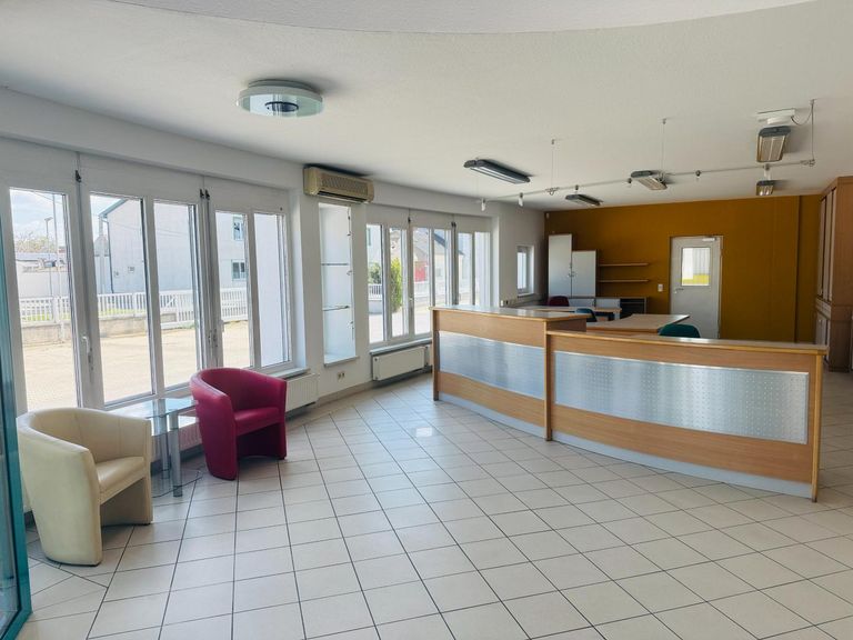 Eingangsbereich Empfang/ Büro