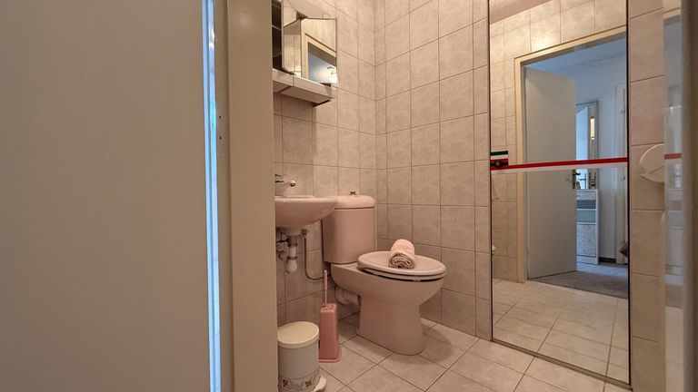 WC mit Abstellraum OG