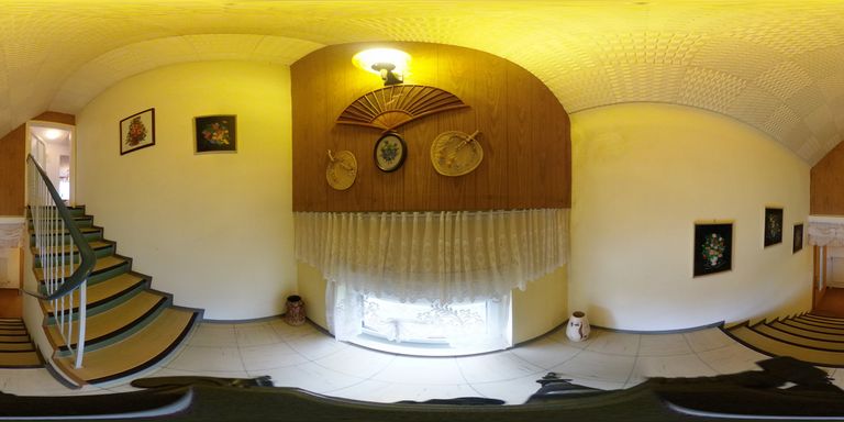 Stiegenaufgang OG
