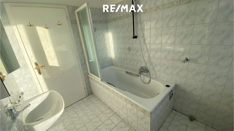 Ansicht 2 Badezimmer