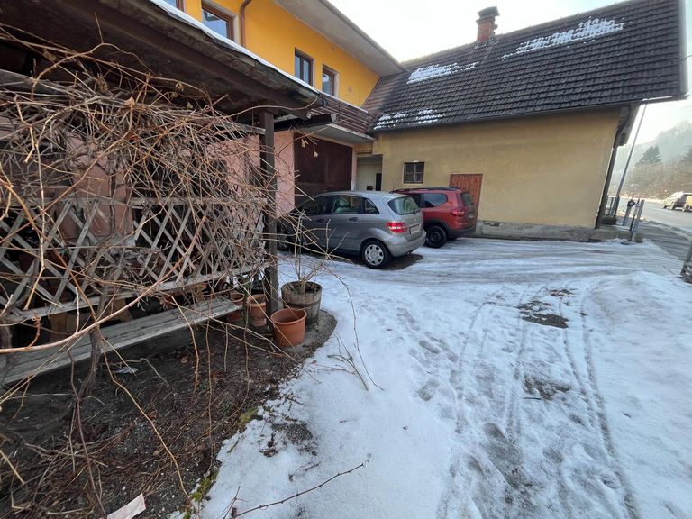 Autoabstellplätze