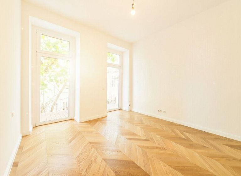 Schlafzimmer mit Balkon