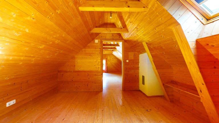 Zimmer 1 Wohnung OG/DG