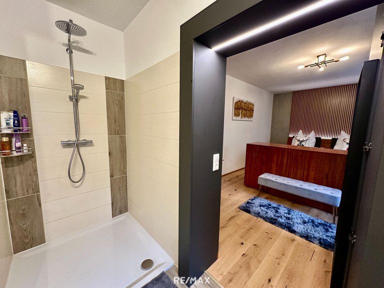 Schlafzimmer 1 EG mit Bad