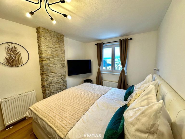 Zimmer EG mit Ausblick