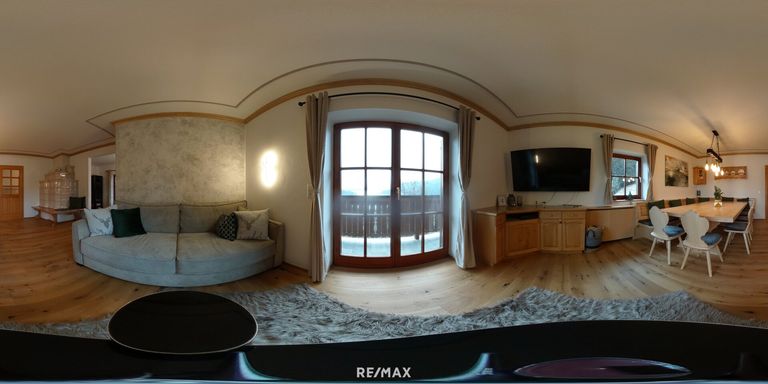 Haupthaus wohnen - essen