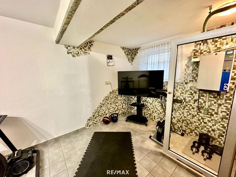 Fitnessraum mit Sauna