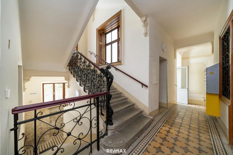 Stiegenhaus Wohnung 1170 Wien