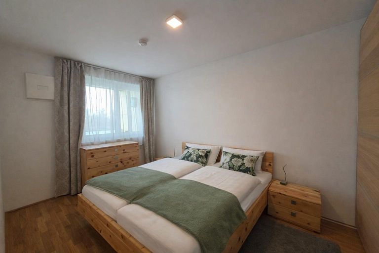 Schlafzimmer_KI_geräumt