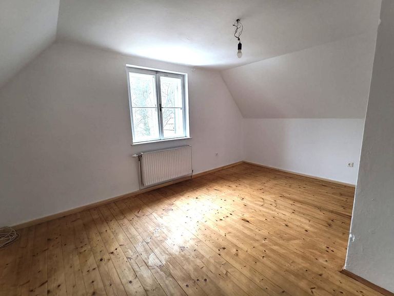 Zimmer 1 OG